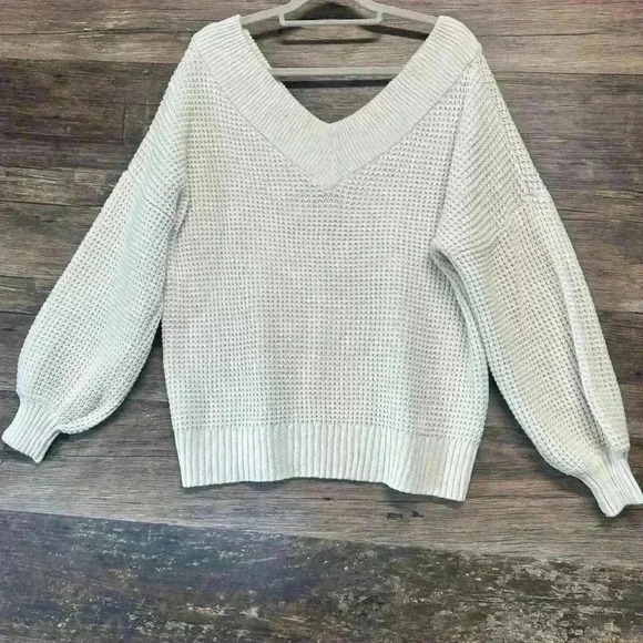 Zenana Outfitters Cream V-Neck Sweater - Picture 3 of 4